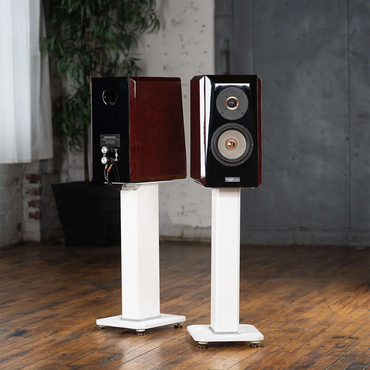 Kanto SX22 22" Tall Fillable Speaker Stands with Isolation Feet - Pair (White)
