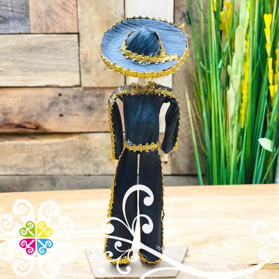 Medium Mariachi Couple - Corn Husk Couple